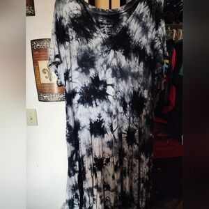 Black and White Tie-Dye Maxi Dress Torrid